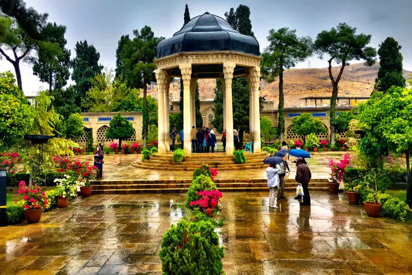 نمایندگی کفش کاترپیلار شیراز ۰۷۱ 64 5fa31351 cfa2 44fc 9af5 3f8470158e47 کفش کاترپیلار اصل